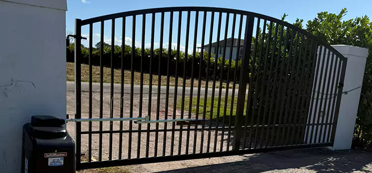 Driveway Fence Repair St. Joseph